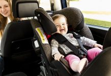 四岁以下儿童为何要反向乘坐儿童安全座椅?有什么好处? 儿童安全座椅