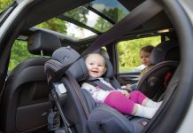 宝宝在儿童安全座椅上睡觉安全吗? 儿童安全座椅