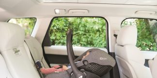 新生儿乘车为什么要使用提篮式儿童安全座椅 婴儿提篮