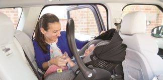 常见的两种婴儿安全提篮安装方式有哪些? 提篮式婴儿安全座椅