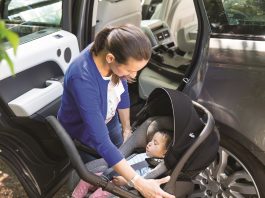 婴儿手提篮为什么要有一定倾斜角度,这有什么好处 婴儿提篮安全座椅