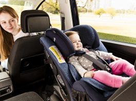 儿童汽车安全座椅